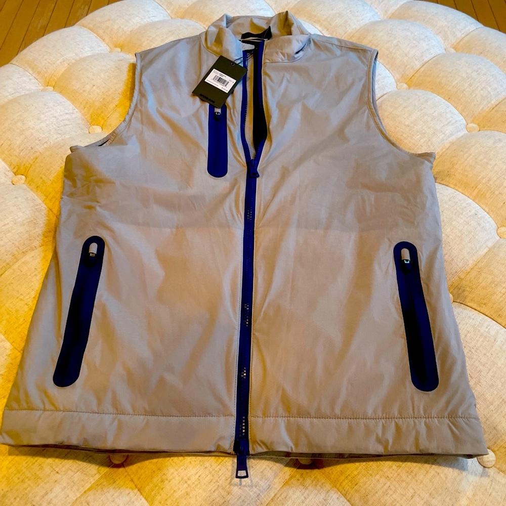 G/Fore Men’s Vest Performance Wind Cheater Golf  Size Medium Nimbs NWT MSRP 255